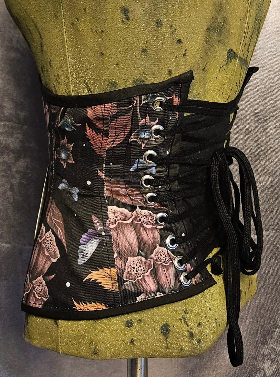 Witch Garden Underbust